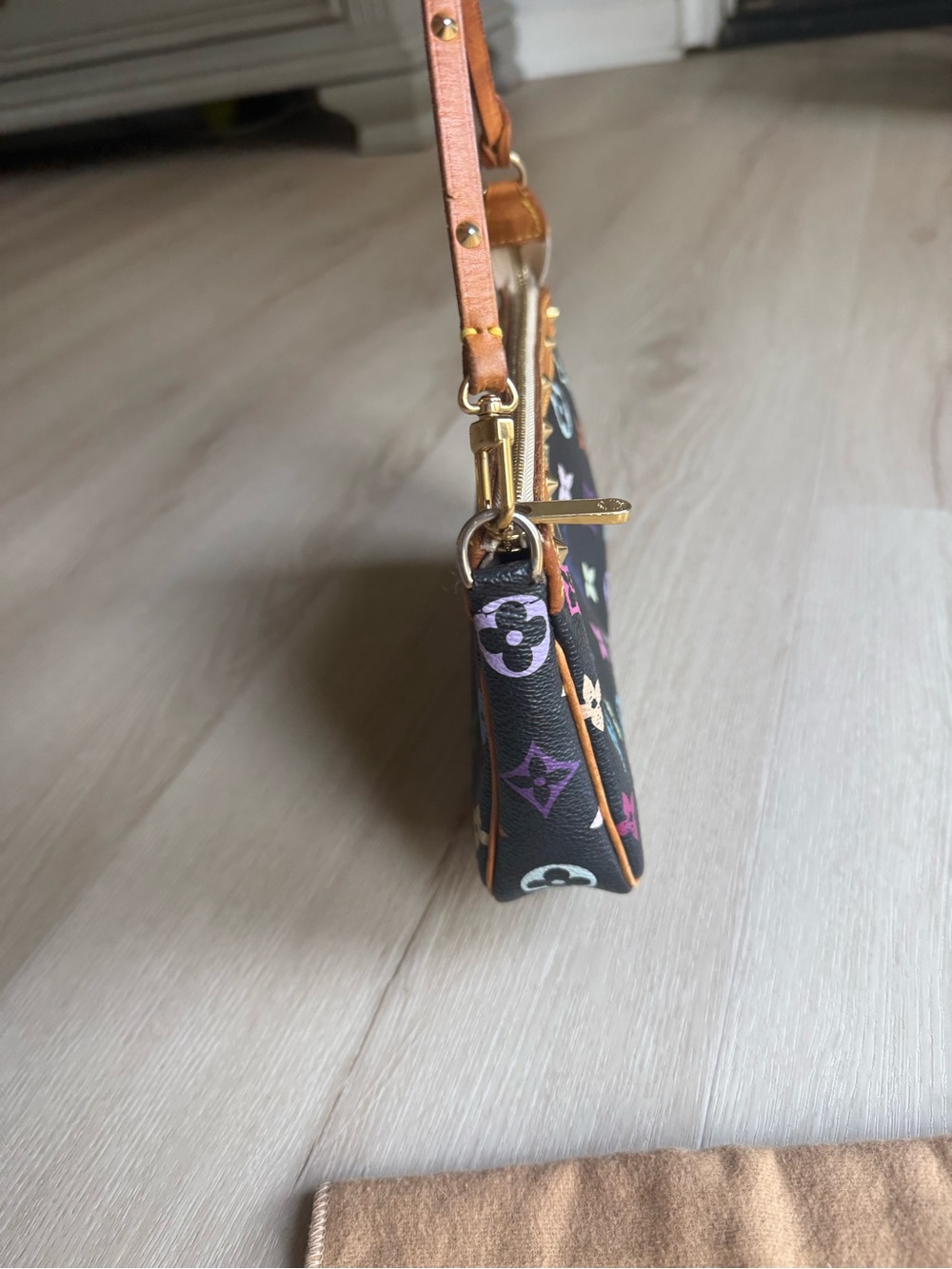 Louis Vuitton Multicolor Murakami pochette - Picture 3 of 13